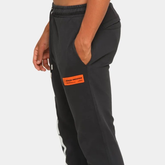 Heron Preston Spray Print Trackpants - Picture 4 of 5
